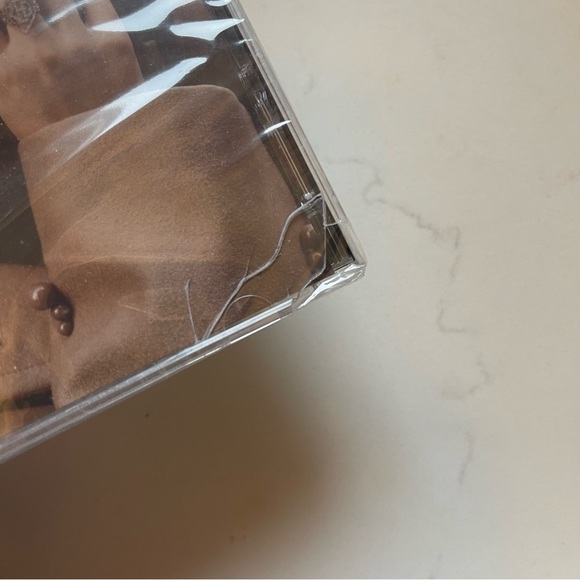 Unopened Red Taylor’s Version cd - Picture 4 of 4